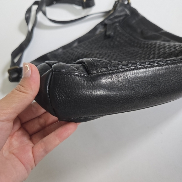 Estalon black genuine leather crossbody purse bag woven weather detail - Picture 3 of 11